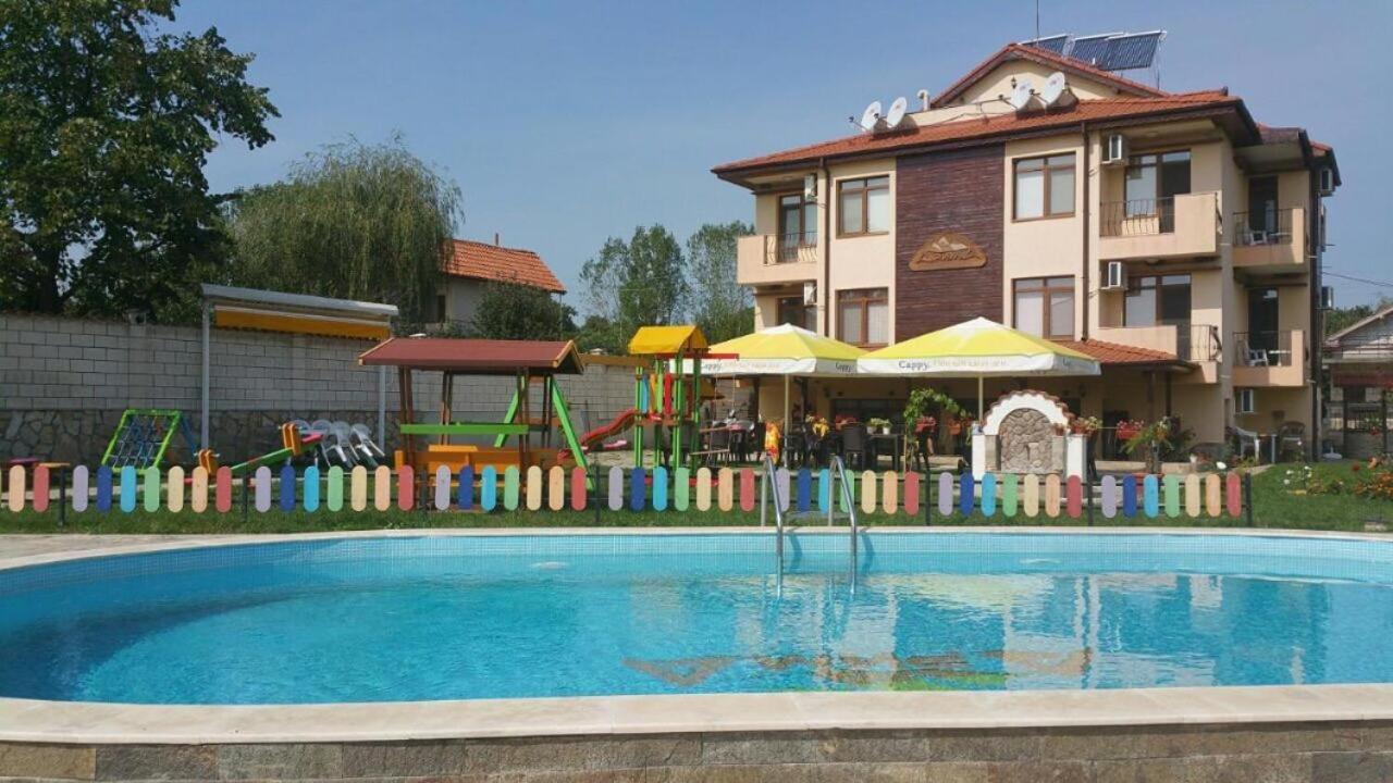 Guest House Arima Sushina ภายนอก รูปภาพ
