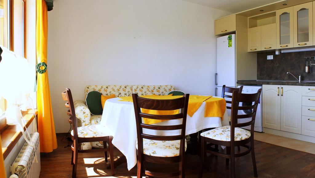 Guest House Arima Sushina ภายนอก รูปภาพ