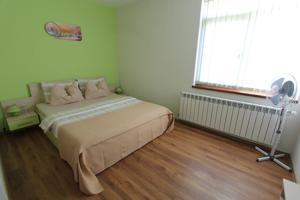 Guest House Arima Sushina ภายนอก รูปภาพ