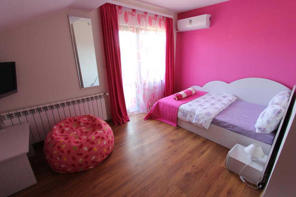 Guest House Arima Sushina ภายนอก รูปภาพ