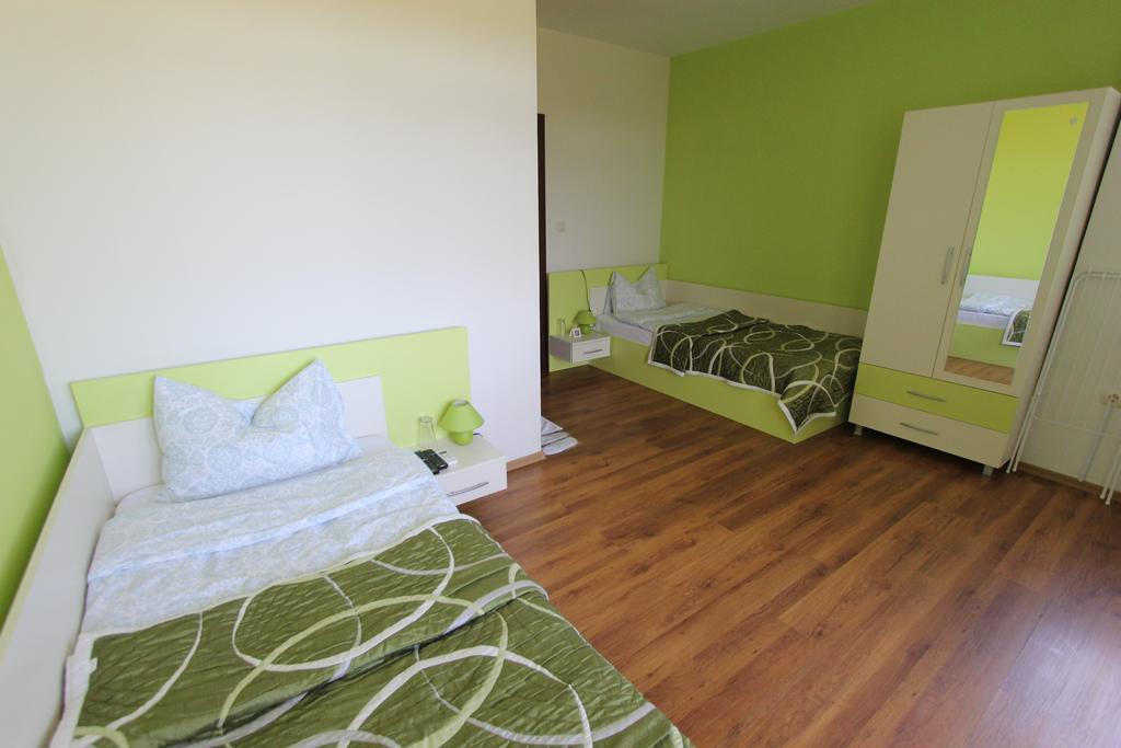 Guest House Arima Sushina ภายนอก รูปภาพ